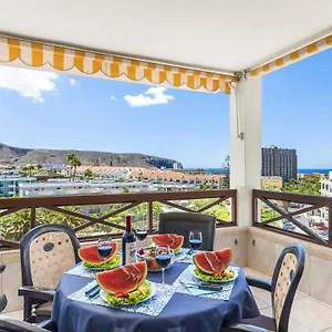 https://228-chic-studio-san-marino-spectacular-terrace.tenerifehoteles.net